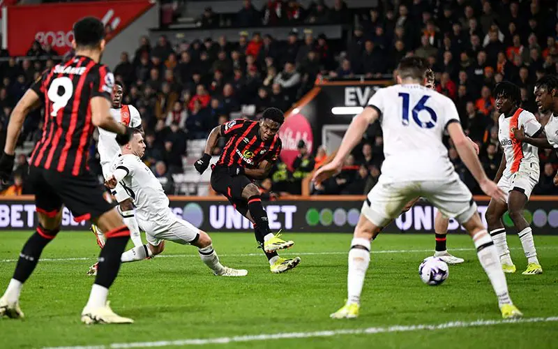 how to choose the best online betting site for football live markets